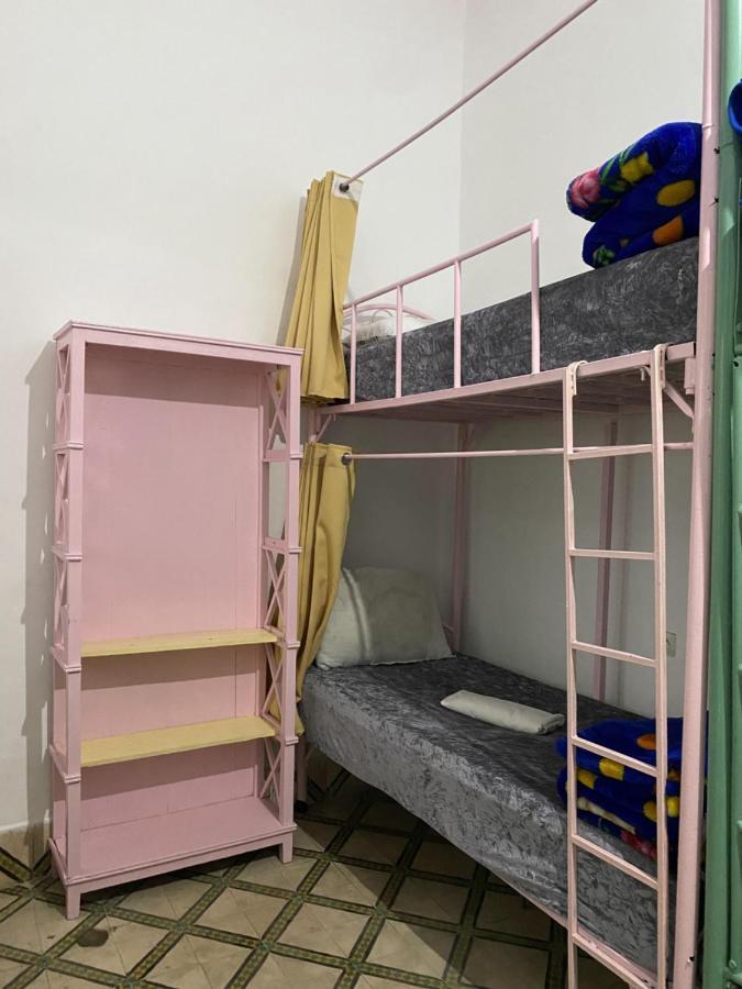 Single Bed Female Dormitory Room,1333163087:JPEG